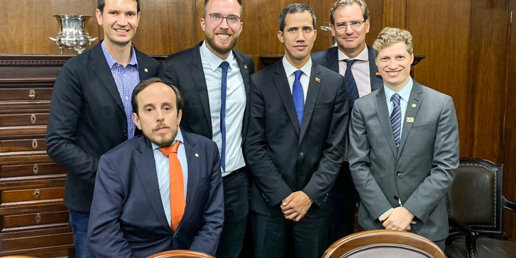 Bancada do NOVO reconhece Juan Guaidó como legítimo Presidente da Venezuela Bancada do NOVO reconhece Juan Guaidó como legítimo Presidente da Venezuela