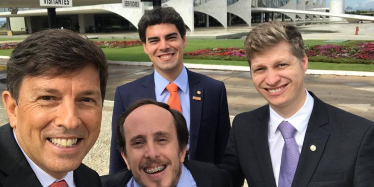 NOVO declara apoio à Nova Previdência em reunião com o Presidente da República NOVO declara apoio à Nova Previdência em reunião com o Presidente da República