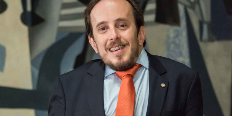 Paulo Ganime recebeu 185 projetos em seu edital de emendas parlamentares Paulo Ganime recebeu 185 projetos em seu edital de emendas parlamentares