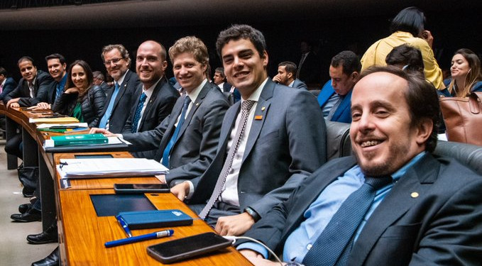 Com apoio do NOVO, Câmara aprova MP da Liberdade Econômica Com apoio do NOVO, Câmara aprova MP da Liberdade Econômica