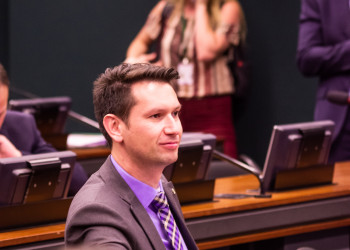 Plenário da Câmara aprova emenda do fim da “farra da lagosta”