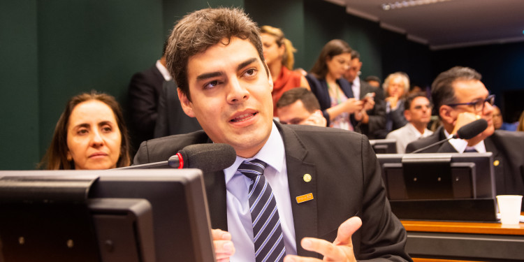 NOVO avalia que reestruturação de carreira de militares compromete ajuste fiscal e apresenta recurso NOVO avalia que reestruturação de carreira de militares compromete ajuste fiscal e apresenta recurso