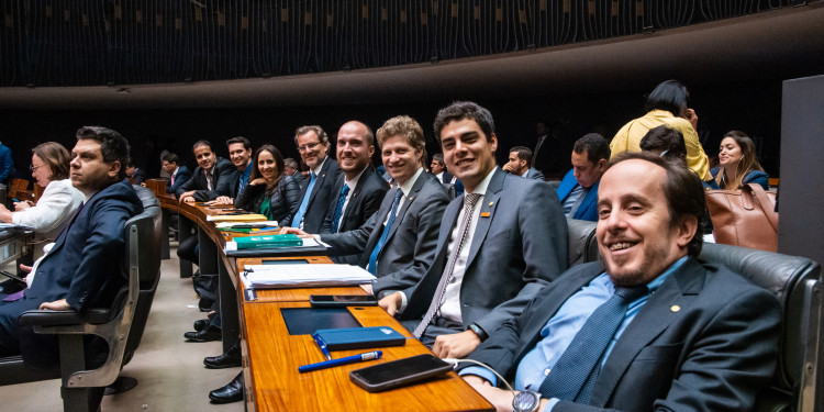 Coronavírus: NOVO defende pacote de Medidas para combater a crise Coronavírus: NOVO defende pacote de Medidas para combater a crise