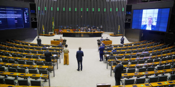 NOVO quer evitar aumento de juros para a população brasileira durante a crise NOVO quer evitar aumento de juros para a população brasileira durante a crise