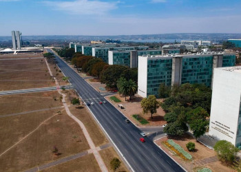 Deputados do NOVO cobram fiscalização de emendas parlamentares em ministérios