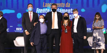 Lançada a Frente Parlamentar Pelo Brasil Competitivo, presidida por Alexis Fonteyne Lançada a Frente Parlamentar Pelo Brasil Competitivo, presidida por Alexis Fonteyne