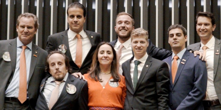 Novo pede que Supremo suspenda pagamentos do orçamento secreto Novo pede que Supremo suspenda pagamentos do orçamento secreto