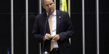 Alexis Fonteyne afirma que Reforma Tributária ampla viabiliza retomada econômica Alexis Fonteyne afirma que Reforma Tributária ampla viabiliza retomada econômica