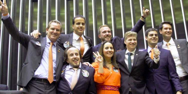 Parlamentares marcam audiência com Toffoli para tentar barrar Código Eleitoral Parlamentares marcam audiência com Toffoli para tentar barrar Código Eleitoral