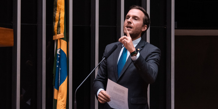 A boiada de R$ 7 bi que o Congresso passou escondido no 'Orçamento fake' A boiada de R$ 7 bi que o Congresso passou escondido no ‘Orçamento fake’