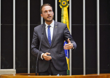 Deputados tentam evitar enxugamento da PEC