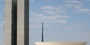 NOVO aciona o TCU para investigar farra de dinheiro público com reembolsos de despesas médicas de deputados