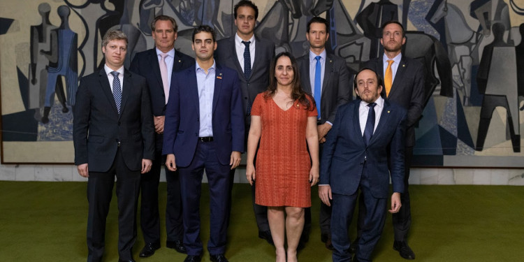 Câmara derruba dispositivo da PEC dos Precatórios que flexibilizava ‘regra de ouro’ Câmara derruba dispositivo da PEC dos Precatórios que flexibilizava ‘regra de ouro’