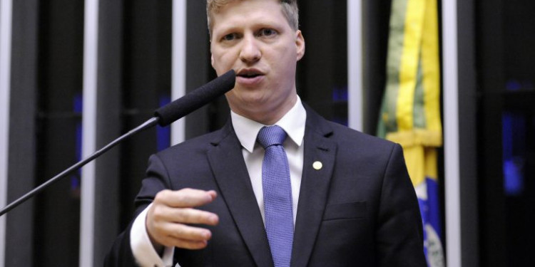 Câmara pode votar emenda do NOVO para devolução do Fundo Partidário Câmara pode votar emenda do NOVO para devolução do Fundo Partidário