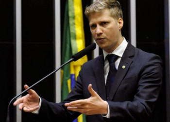 Maia quer concluir votação da Previdência até quarta, diz van Hattem