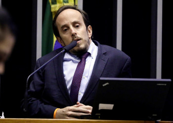 “Por mim, não haveria recesso em julho”, diz deputado do Novo