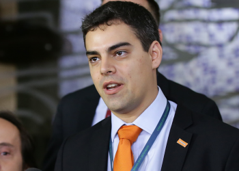 Tiago Mitraud, do NOVO, considerou insatisfatória visita de Vélez à Câmara