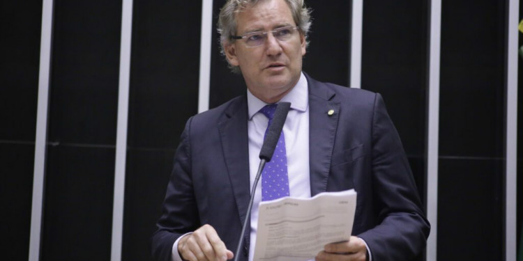 ‘Brasil não pode ficar refém da Zona Franca de Manaus’, diz deputado sobre IPI ‘Brasil não pode ficar refém da Zona Franca de Manaus’, diz deputado sobre IPI