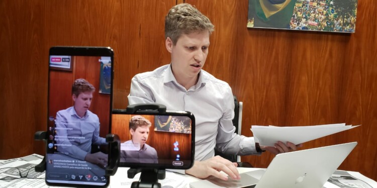 Deputados debatem por que autonomia do BC tem incomodado governo atual Deputados debatem por que autonomia do BC tem incomodado governo atual