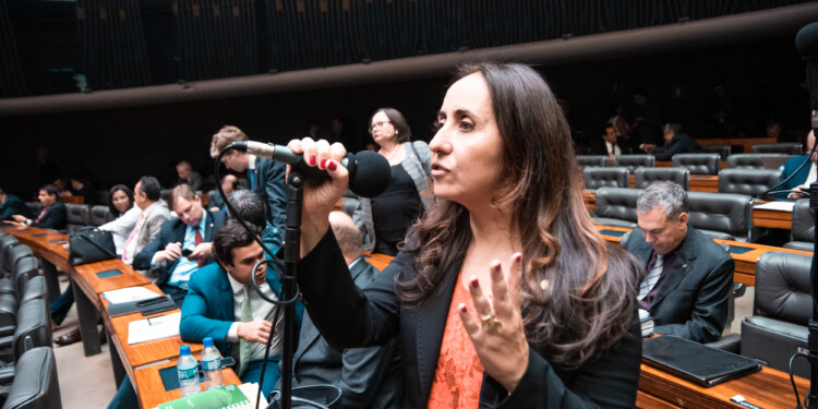 Representante do NOVO diz que partido é o único na oposição e defende autonomia do Banco Central Representante do NOVO diz que partido é o único na oposição e defende autonomia do Banco Central
