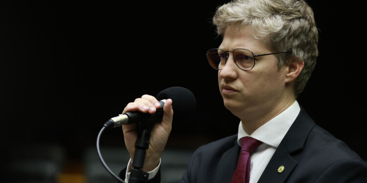 CPMI do 8 de janeiro usurpa direito da minoria a investigação CPMI do 8 de janeiro usurpa direito da minoria a investigação