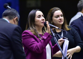 Oposição promete barrar tentativa de retomada do imposto sindical