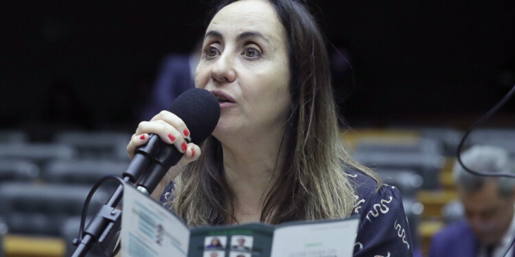 Estudo aponta que emendas de bancada se transformaram em individuais Estudo aponta que emendas de bancada se transformaram em individuais