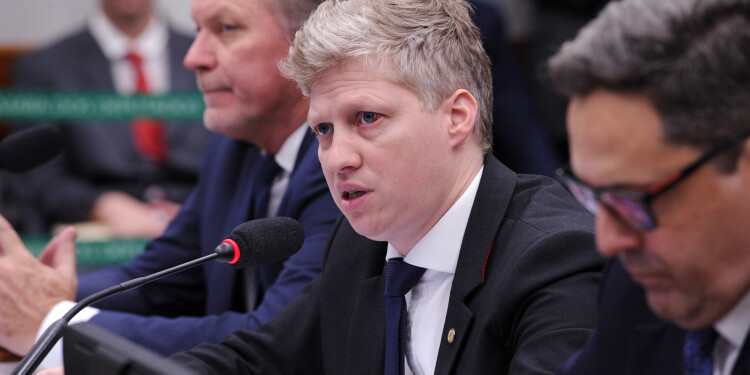 Esse movimento de perseguição política e censura não tem como terminar bem, diz Van Hattem Esse movimento de perseguição política e censura não tem como terminar bem, diz Van Hattem