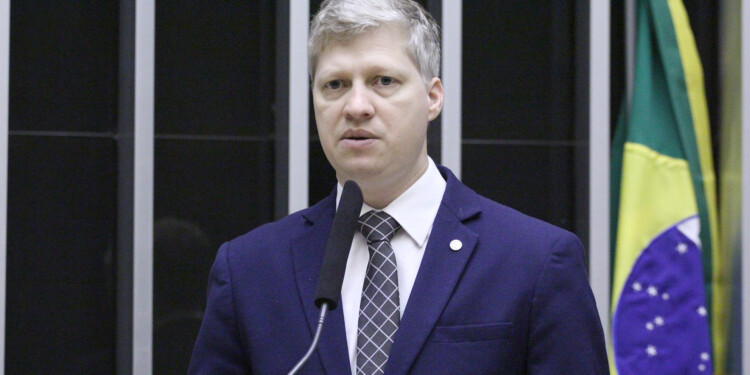 Deputado pedirá investigação dos gastos da equipe de Janja Deputado pedirá investigação dos gastos da equipe de Janja