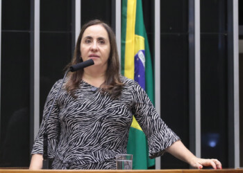 Líder do NOVO defende reforma administrativa para conter gastos públicos