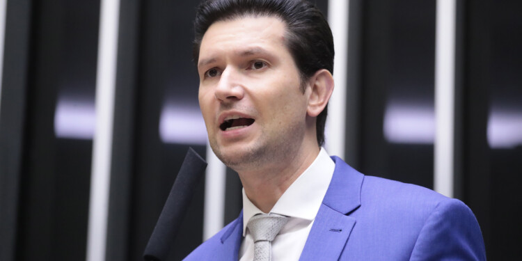 Projeto de lei quer excluir IBS/CBS do cálculo do ICMS Projeto de lei quer excluir IBS/CBS do cálculo do ICMS