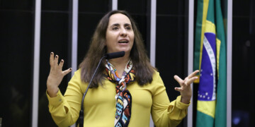 Líder do NOVO critica interferência econômica no setor supermercadista Líder do NOVO critica interferência econômica no setor supermercadista