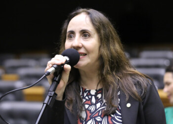 Congresso concentra R$ 10 bilhões de emendas em ações genéricas que não detalham como verba será gasta