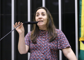 Marina Silva é convocada por Comissão da Câmara por participar do Acampamento Terra Livre