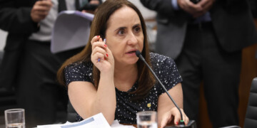 NOVO protocola PEC para que TCU fiscalize Itaipu e usina se enquadre na Lei das Estatais NOVO protocola PEC para que TCU fiscalize Itaipu e usina se enquadre na Lei das Estatais